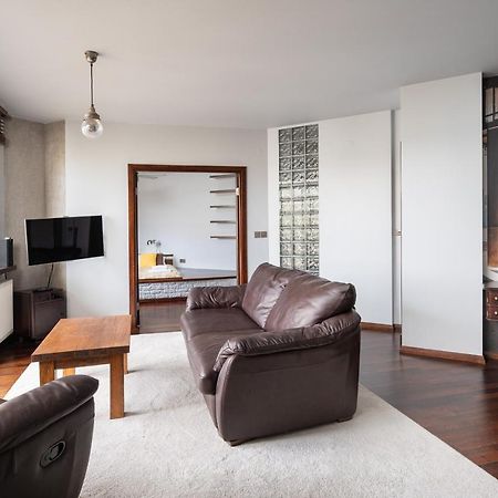 Bluszczanska Comfort Apartment ワルシャワ エクステリア 写真