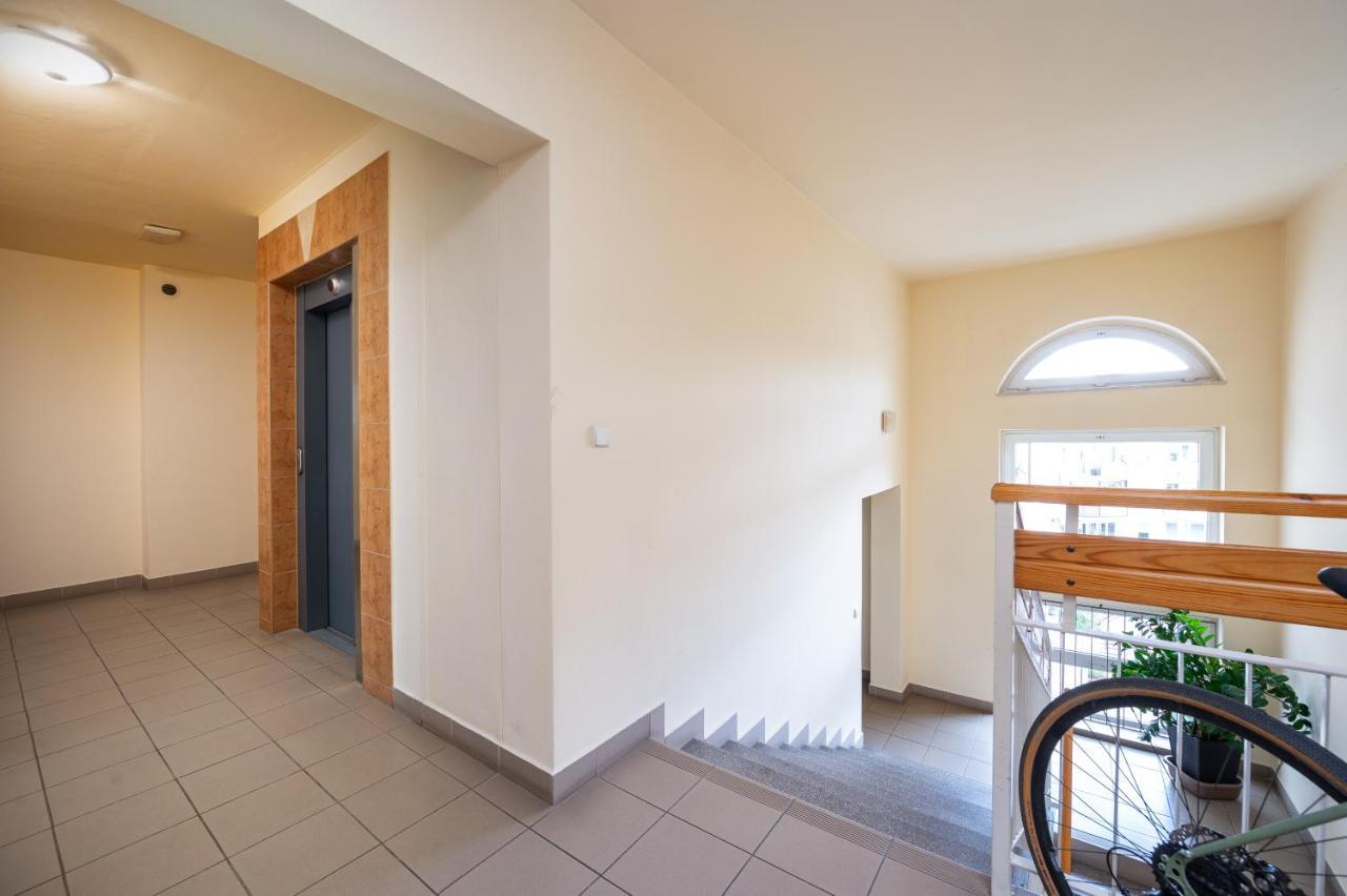 Bluszczanska Comfort Apartment ワルシャワ エクステリア 写真
